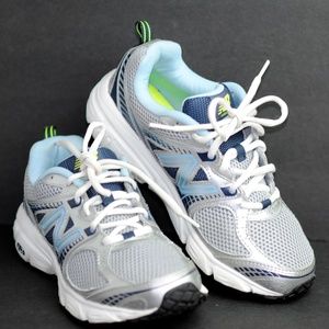 Size 7 New Balance Women's